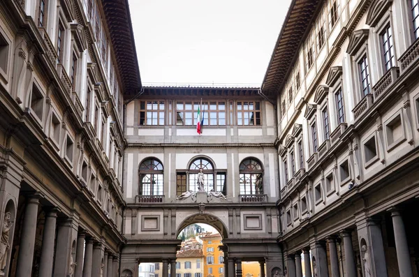 Wewnętrzny Dziedziniec Słynnej Galleria Degli Uffizi Florencji Toskania Włochy Zabytkowy — Zdjęcie stockowe