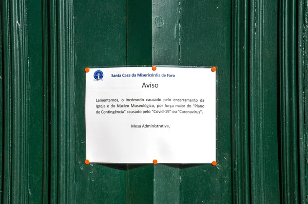 Faro Portogallo Marzo 2020 Messaggio Stampato Sulla Chiesa Lingua Portoghese — Foto Stock
