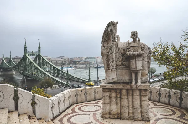 Budapest Hungría Noviembre 2019 Szent Istvan Kiraly Estatua San Esteban — Foto de Stock