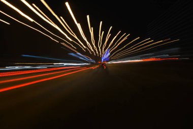 Gece şehir ışıkları