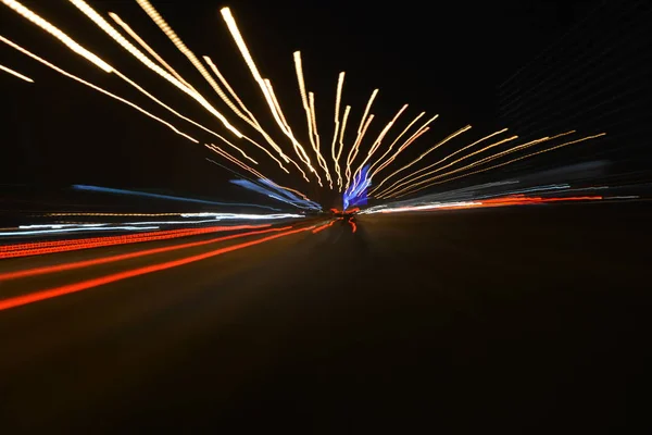 Gece şehir ışıkları