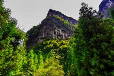 Wulong Karst kalker kaya oluşumları Longshui Gorge Difeng, Wulong Karst dünya doğal mirası önemli bir kurucu parçası içinde. Çin