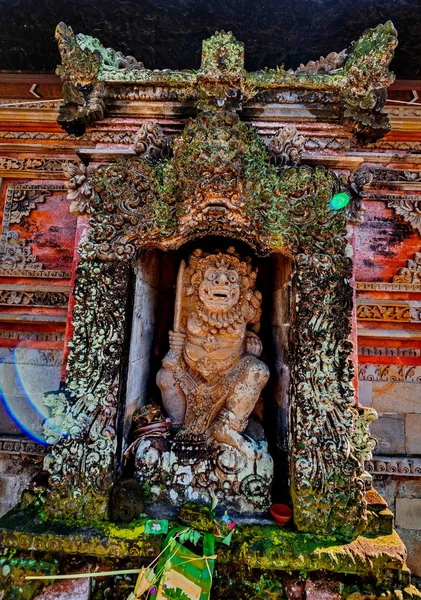 Entrada principal del templo de campo en Bali, Indonesia . —  Fotos de Stock