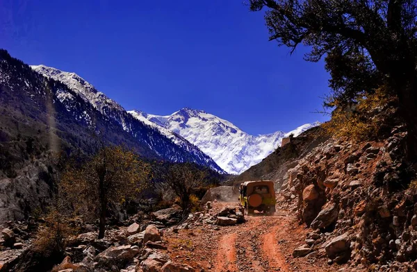 Pakistan, Road from Skardu to fairy meadows — Stock Photo, Image