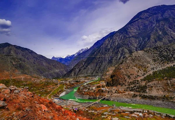 Εναέρια άποψη για τον Ινδό ποταμό και την κοιλάδα, Karakoram του Πακιστάν — Φωτογραφία Αρχείου
