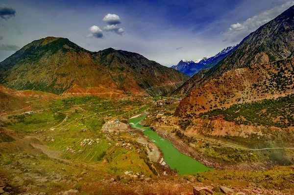 Aerial view to Indus river and valley, Karakoram, Pakistan — Stock Photo, Image