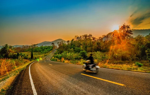 Rural roads in countryside — Stock Photo, Image