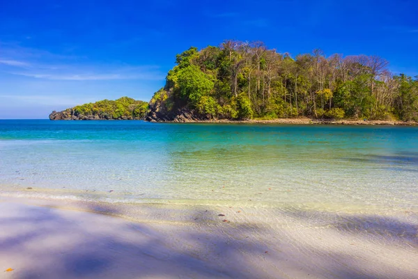 Sunrise beach ve deniz