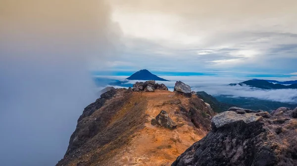 Вид з гори Сібайак, Медан, Індонезія — стокове фото