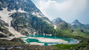 Sonamarg, Kaşmir devlet, Hindistan, güzel dağ manzarası