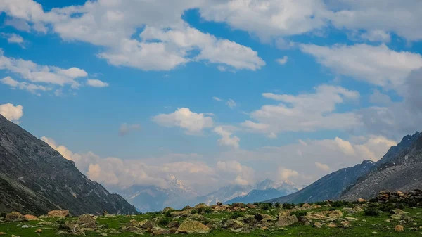 Wunderschöne Berglandschaft von Sonamarg, Kaschmir-Staat, Indien — Stockfoto