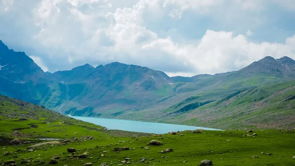 Krásná horská krajina Sonamarg, stát Kašmír, Indie — Stock fotografie