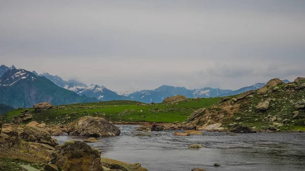 Sonamarg, Kaşmir devlet, Hindistan, güzel dağ manzarası