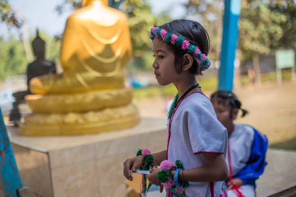 KAMPHAENGPHET, THAILAND - January 08, 2014 All ethnic group in Thailand very poor but has beautiful culture — Stock Photo, Image