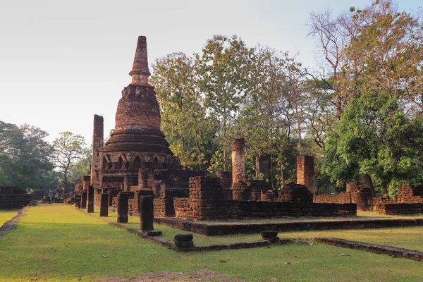 Tempio Nella Provincia Kamphaeng Phet Nelle Rovine Del Tempio Reale — Foto Stock