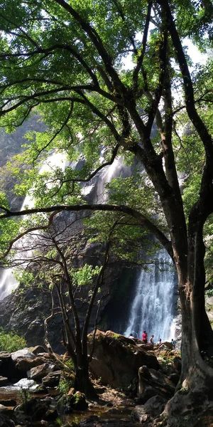 Hermosas Cascadas Parque Nacional Tailandia Khlong Lan Waterfall Provincia Kamphaengphet — Foto de Stock