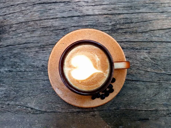 Kopi Latte Panas Latar Belakang Kayu Kopi Segar Kopi Dalam — Stok Foto