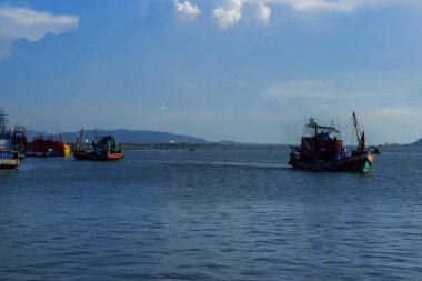 balıkçı teknesi, songkla göl günbatımı zaman zaman