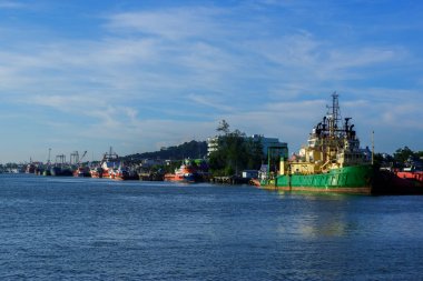 balıkçı teknesi, songkla göl günbatımı zaman zaman