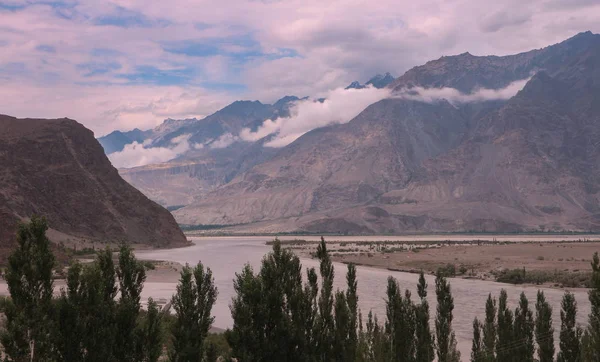 Landschaft Blick Auf Den Fluss Indus Fließt Durch Katpana Kalte — Stockfoto