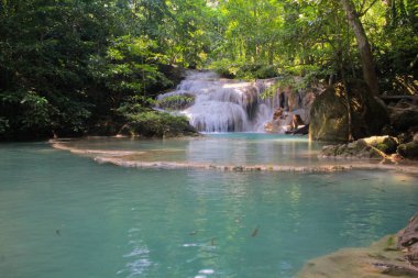 erawan şelalesi Tayland 'da güzel şelaleler