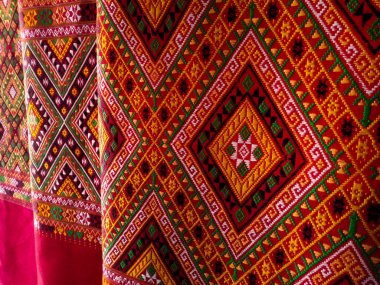 Tayland desenli ipek kumaş, el yapımı Tayland ipeği kumaşı.