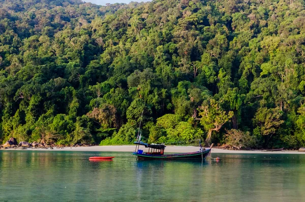 Bateaux Conte Long Sur Belle Plage Mer Tropicale Île Surin — Photo