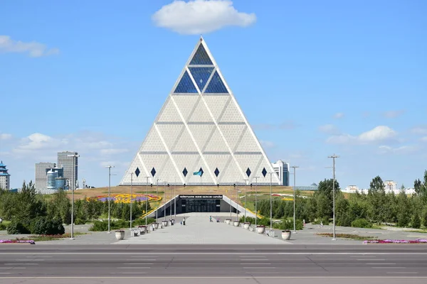 Astana (Nur-Sultan), Kazakistan - Astana 'daki PYRAMID (Nur-Sultan), Kazakistan' ın başkenti