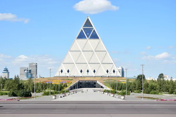 Astana Nur Sultan Kazajstán Pyramid Astana Nur Sultan Capital Kazajstán — Foto de Stock
