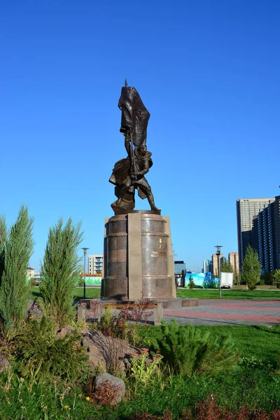 Monumento All Eroe Guerra Koshkarbaev Astana — Foto Stock