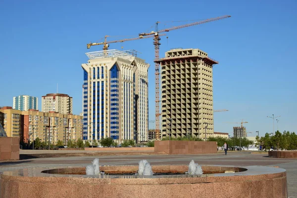 Astana, Καζακστάν - σύγχρονου κατοικημένου κτηρίου — Φωτογραφία Αρχείου