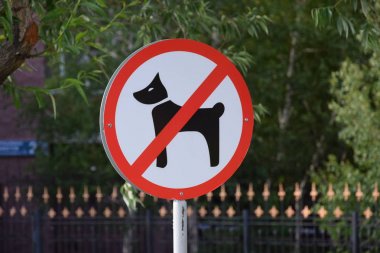 Hiçbir köpek yürüyen imzalamak