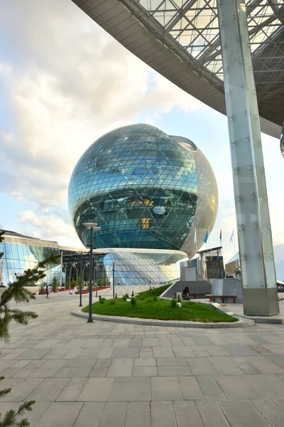 Astana, Kazakistan, 2017, 27 Temmuz - Expo sergi görünümü 