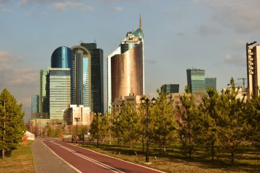 Astana (Nur-Sultan), Kazakistan: Astana 'daki modern binalar (Nur-Sultan), Kazakistan' ın başkenti