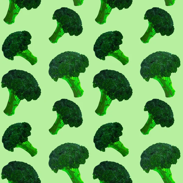 Modello Senza Cuciture Con Broccoli Isolati Sfondo Verde Chiaro Guazzo — Foto Stock