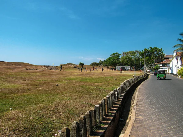 Touristische Tour Mit Tuktuk Der Grünen Natur Von Sri Lanka — Stockfoto