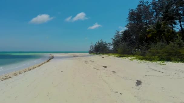 Eindeloze Lege Witte Zandbank Bij Punta Sebaring Balabac Luchtlandschap Boven — Stockvideo