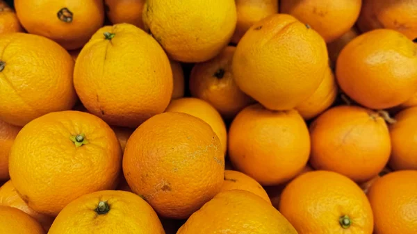 Naranjas Saludables Orgánicas Mercado Montón Frutas Frescas Color Naranja Fondo —  Fotos de Stock