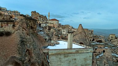 Türkiye 'de Kapadokya' nın Uchisar bölgesine panaromik bakış