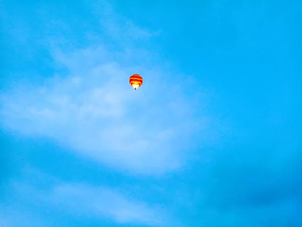 Balões Coloridos Quente Voando Sobre Capadócia Início Manhã Inverno Com — Fotografia de Stock