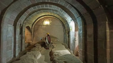 Türkiye 'nin Kapadokya kentindeki Derinkuyu Yeraltı Kenti antik çok katlı mağara