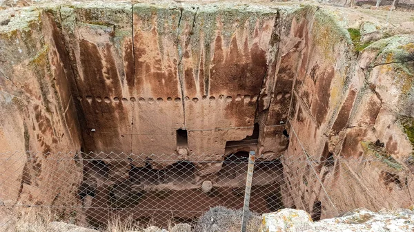 Ancient Secret Gumusler Ruins Monastery Surrounded Walls Stones Cappadocia Gumusler — Stock Photo, Image