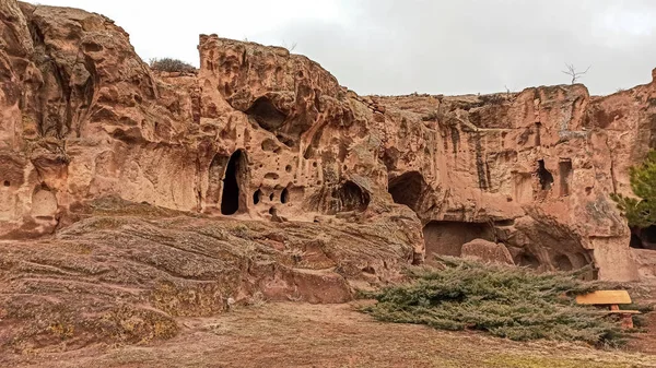 Ancient Secret Gumusler Ruins Monastery Surrounded Walls Stones Cappadocia Gumusler — Stock Photo, Image