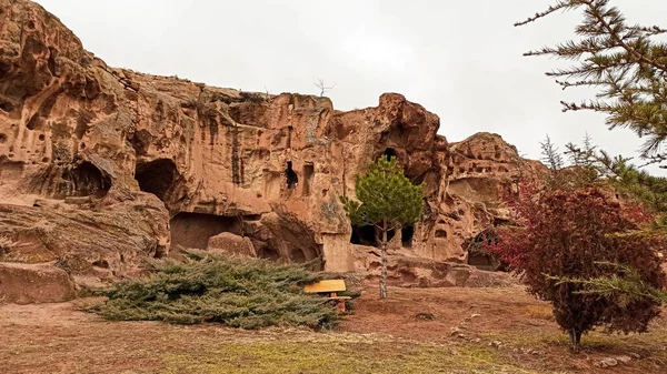 Starożytne Tajne Ruiny Gumuslera Klasztor Otoczony Murami Kamieniami Kapadocji Gumusler — Zdjęcie stockowe