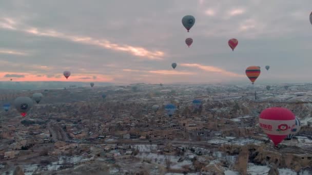 Türkiye Nin Başkenti Kapadokya Kış Mevsiminde Güneş Doğarken Kızıl Vadinin — Stok video