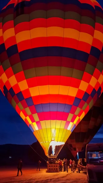 Színes Hőlégballonok Repülnek Cappadocia Felett Kora Reggel Törökországban — Stock Fotó