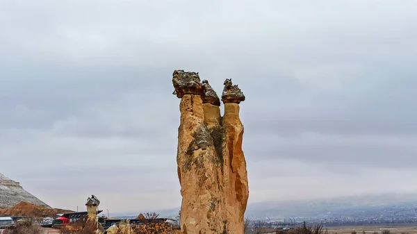 Сказочные Трубы Пасабаге Долине Монахов Гореме Скальные Образования Многоголовыми Каменными — стоковое фото
