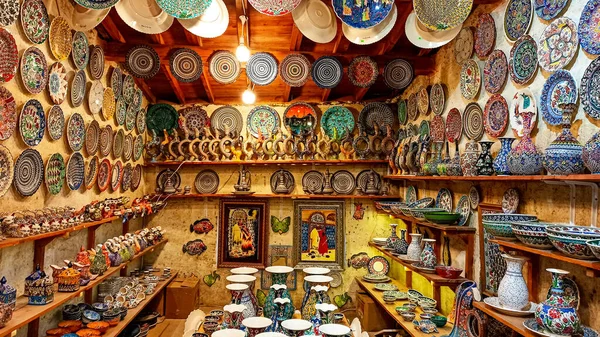 Hittite Wine Vessels Colorful Ceramic Vases Porcelain Bowls Underground Cave — Stock Photo, Image