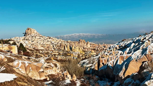 Pigeons Flying Pigeon Valley Cappadocia Birds Flying Together Snowy Volcanic — Stock Photo, Image