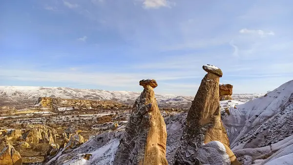 Tres Bellezas Tres Gracias Inusual Formación Rocas Volcánicas Capadocia Las —  Fotos de Stock